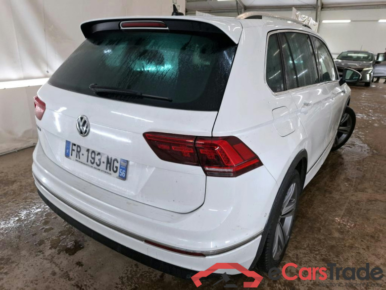 VOLKSWAGEN Tiguan / 2016 / 5P / SUV 2.0 TDI 150 DSG7 Carat Exclusive #3