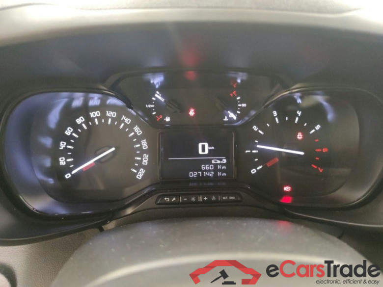 Toyota Proace City 1.2i 81kW LWB Comfort 4d #6