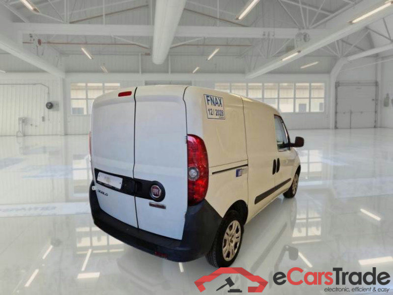FIAT DOBLÒ CARGO / 2014 / 4P / VETT. FURGONATA CH1 LOUNGE 1.6 MJET 105CV E6D SeS #2