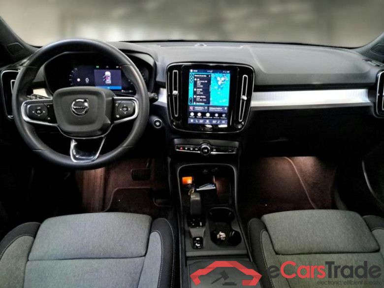 VOLVO XC40 / 2021 / 5P / SUV B3 AUTOMATICO CORE #3