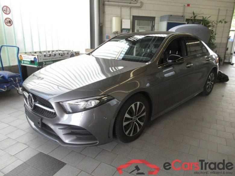 Mercedes-Benz A Limousine (BM 177)(08.2018->) DE - Lim4 A 200 EU6d, AMG Line, 2019 - 2022 #1