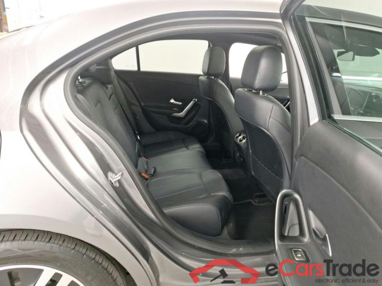 MERCEDES-BENZ A-CLASS LIMOUSINE 1.3 A 250 E BUSINESS SOLUTION DCT #6