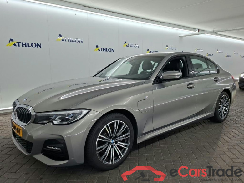 BMW 3 Serie Sedan 320e Business Edition Plus 4D 150kW