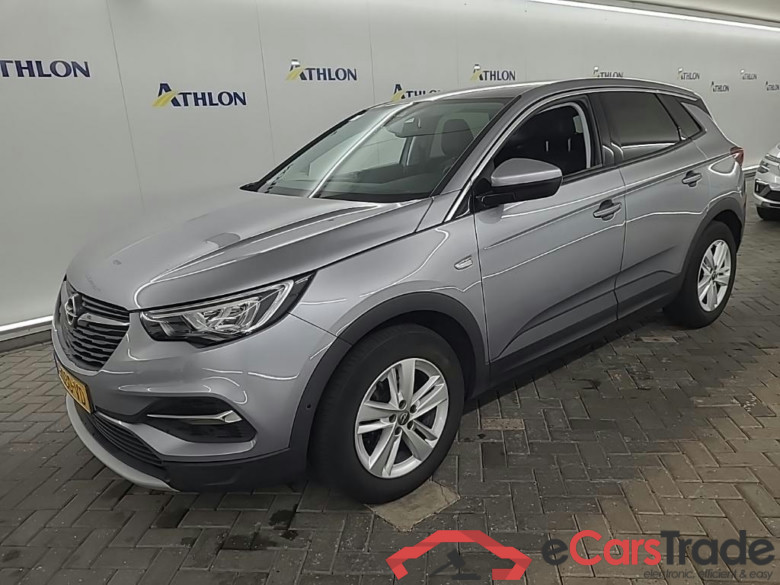 OPEL Grandland X 1.2 Turbo S&S 96kW Bus. Executive Auto 5D #1
