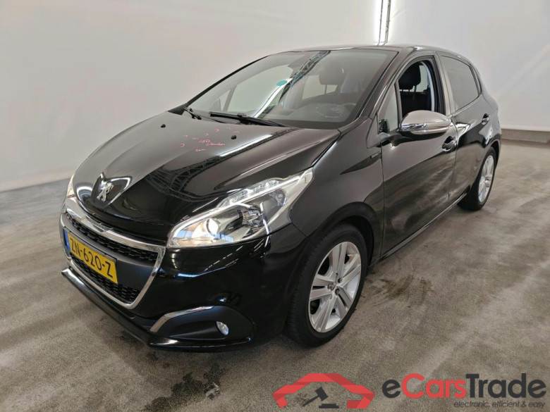 Peugeot 208 Signature 1.2 PureTech 82 5d #1