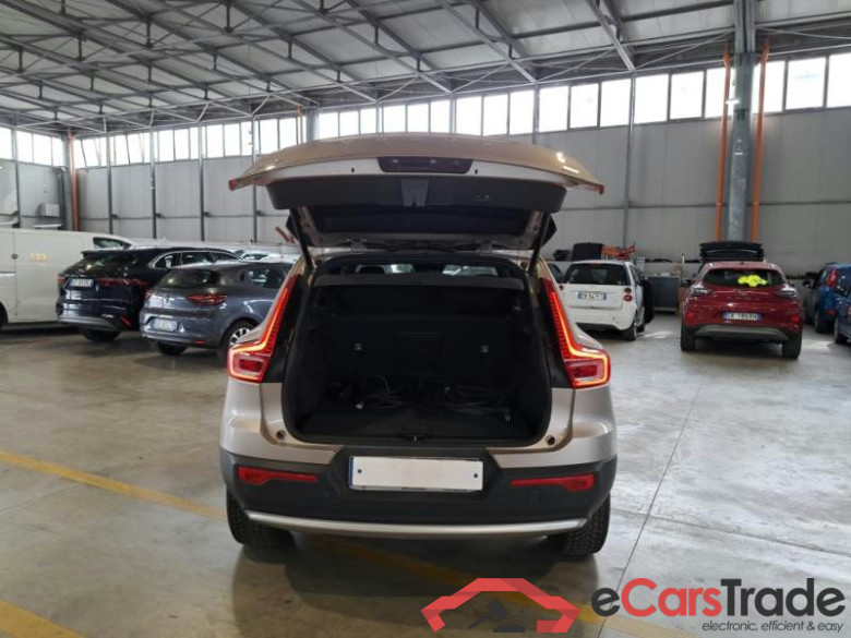 VOLVO XC40 / 2021 / 5P / SUV T5 RECHARGE PLUG-IN AUTO CORE #5