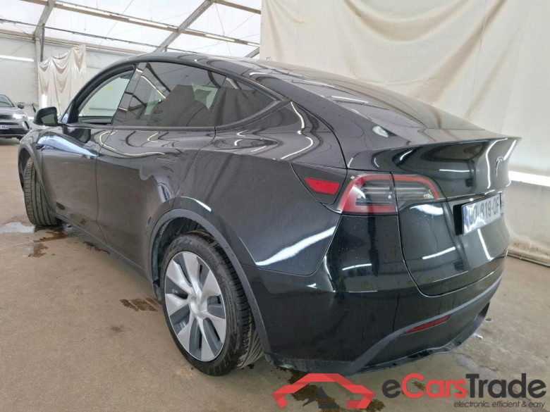 TESLA Model Y / 2021 / 5P / SUV RWD #5