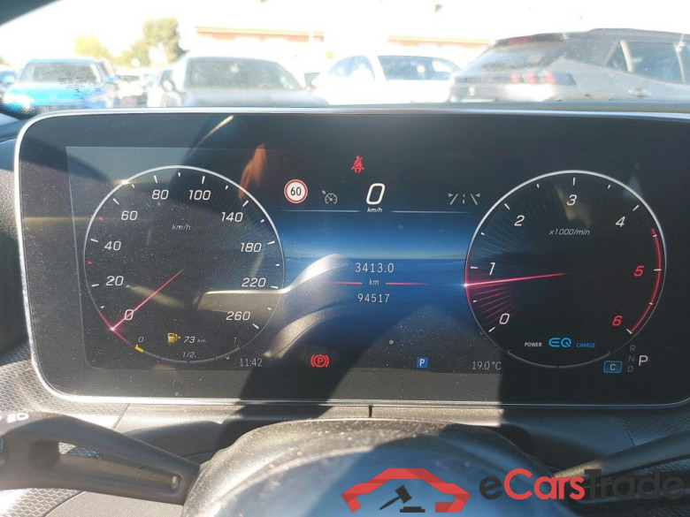 MERCEDES-BENZ Clase C / 2021 / 4P / sedán C 220 d #4