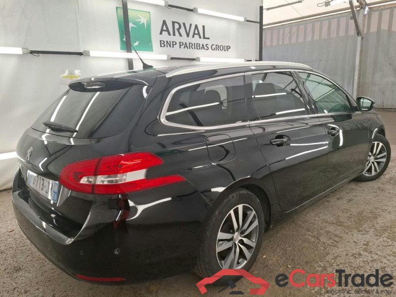 308 SW Allure Business 1.2 PureTech 130CV BVA8 E6d #3